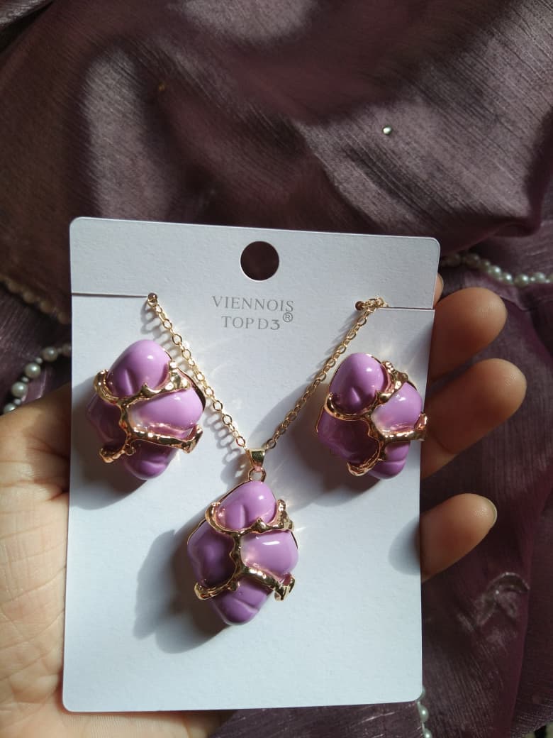 Enamel Pendant & Earrings Jewelry Set