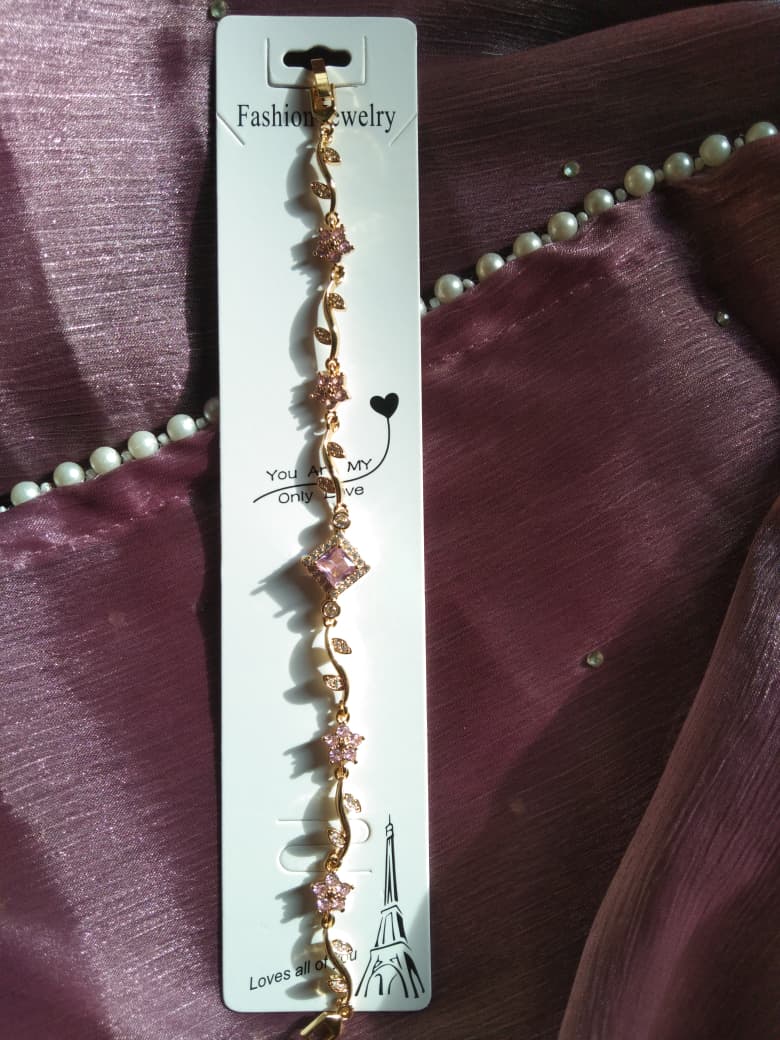 Pink Crystal Rhombus Tulip Vine Bracelet