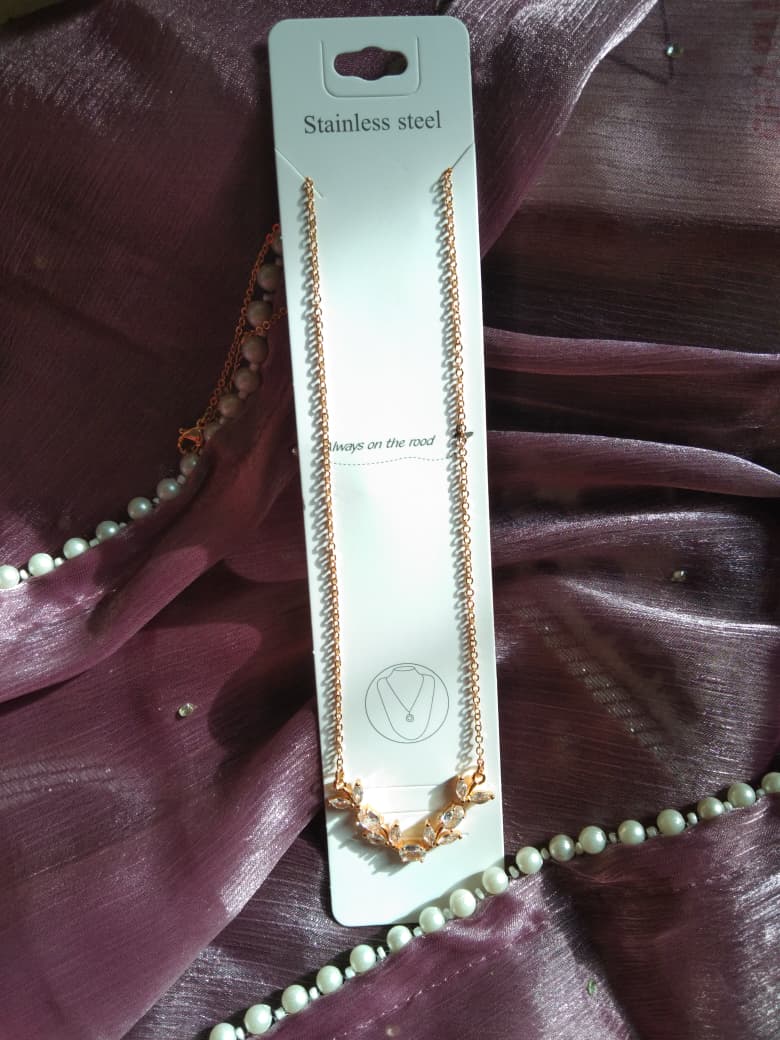 Curved Chevron Laurel Branch Necklace