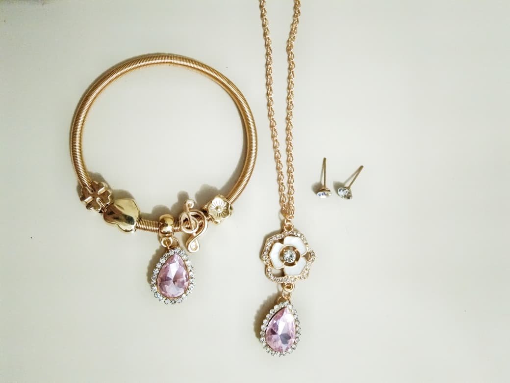 Gold-Tone Floral Pink Crystal Jewellery Set