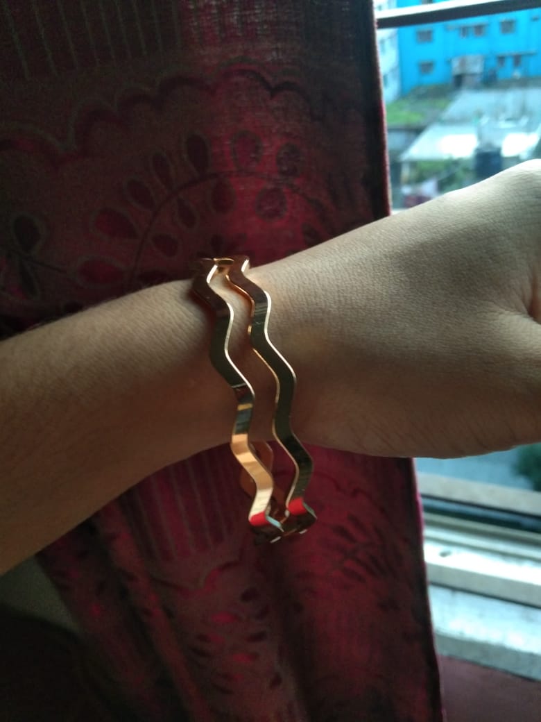 Rose Gold-Tone 2Pcs Interlocking Wave Bangle Set