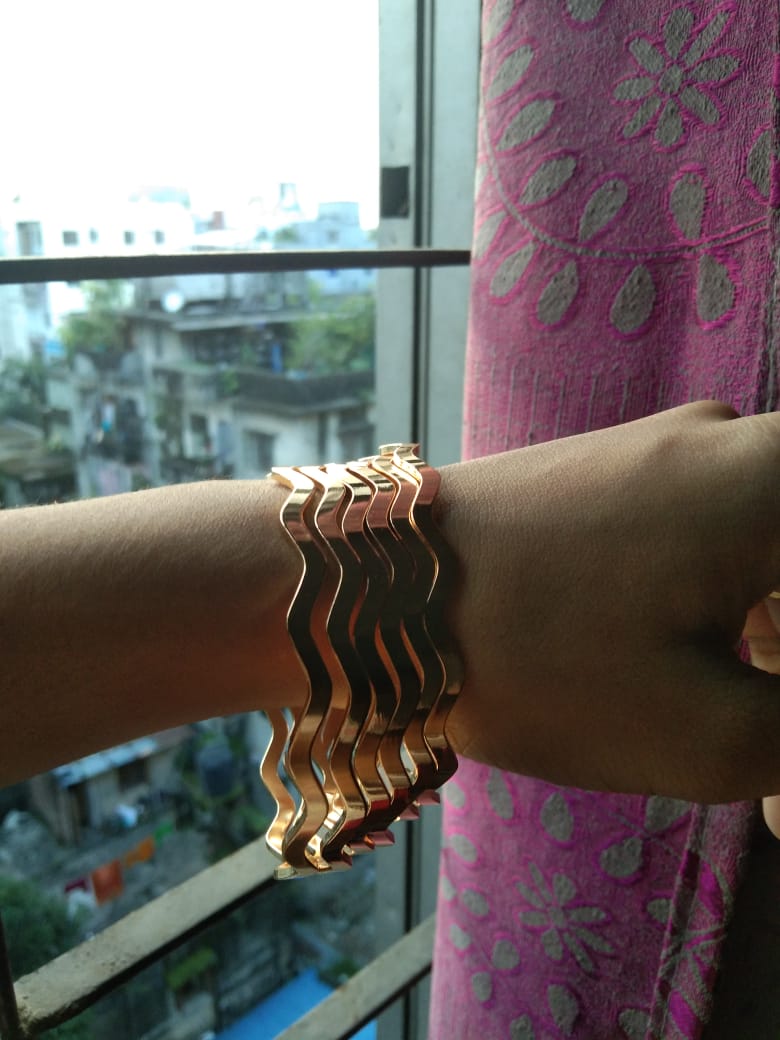 Rose Gold-Tone 2Pcs Interlocking Wave Bangle Set