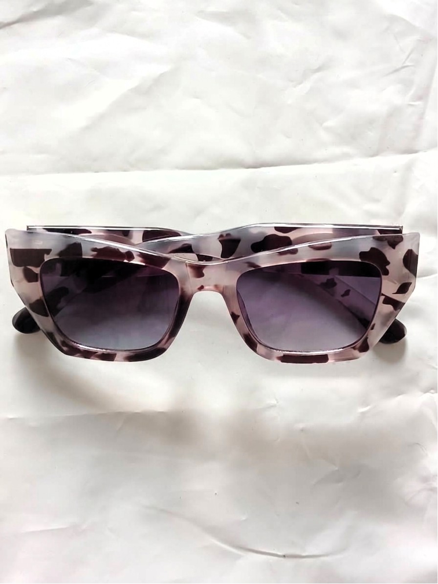 Ladies Leopard-Pattern Fashion Sunglass