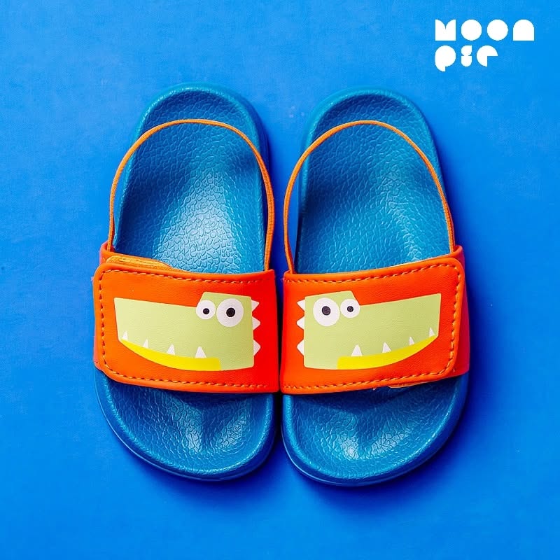 Kids Outdoor Sliders with Back Strap